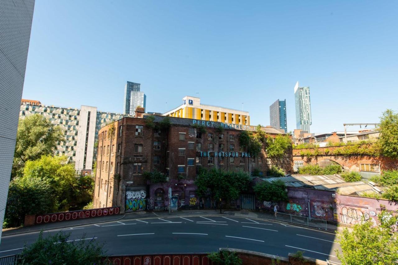 The Assembly Oasis Holding Apartment *